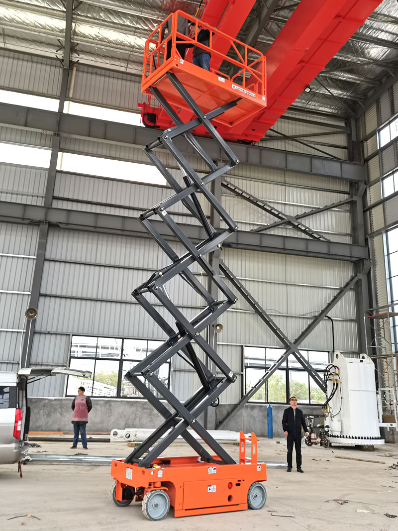 全電動高空作業平臺